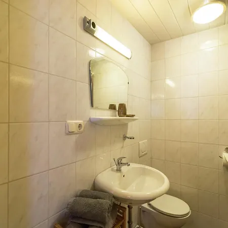 Apartment In Near Lift, Cleaning Included *