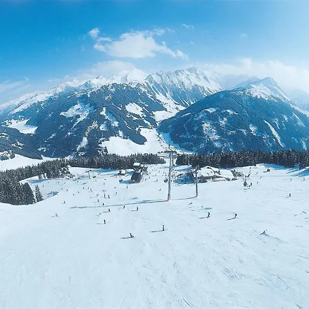 In Near Lift, Cleaning Included Kaltenbach